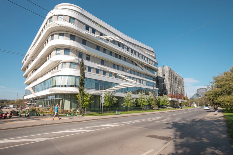 Latvijas Televīzija aicina skatītājus priekšvēlēšanu debatēm LU