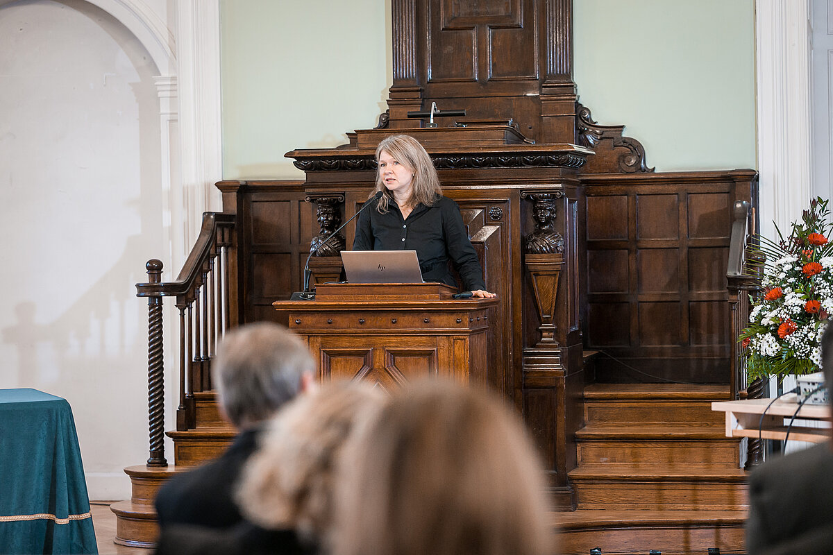 LU tenūrprofesore Inta Mieriņa. Foto: Toms Grīnbergs, Latvijas Universitāte.