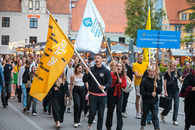 LU fonda stipendijas – atbalsts talantīgiem un mērķtiecīgiem pirmkursniekiem